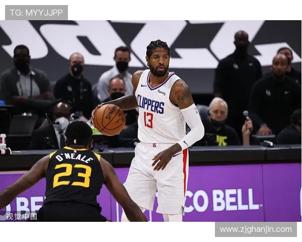 2021年NBA季后赛爵士队与快船队激战回顾与精彩瞬间分析