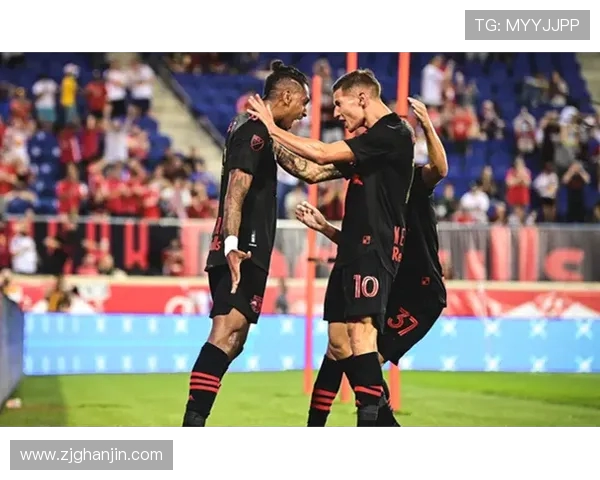 费城联合与芝加哥红牛的激烈对决谁能在赛场上笑到最后